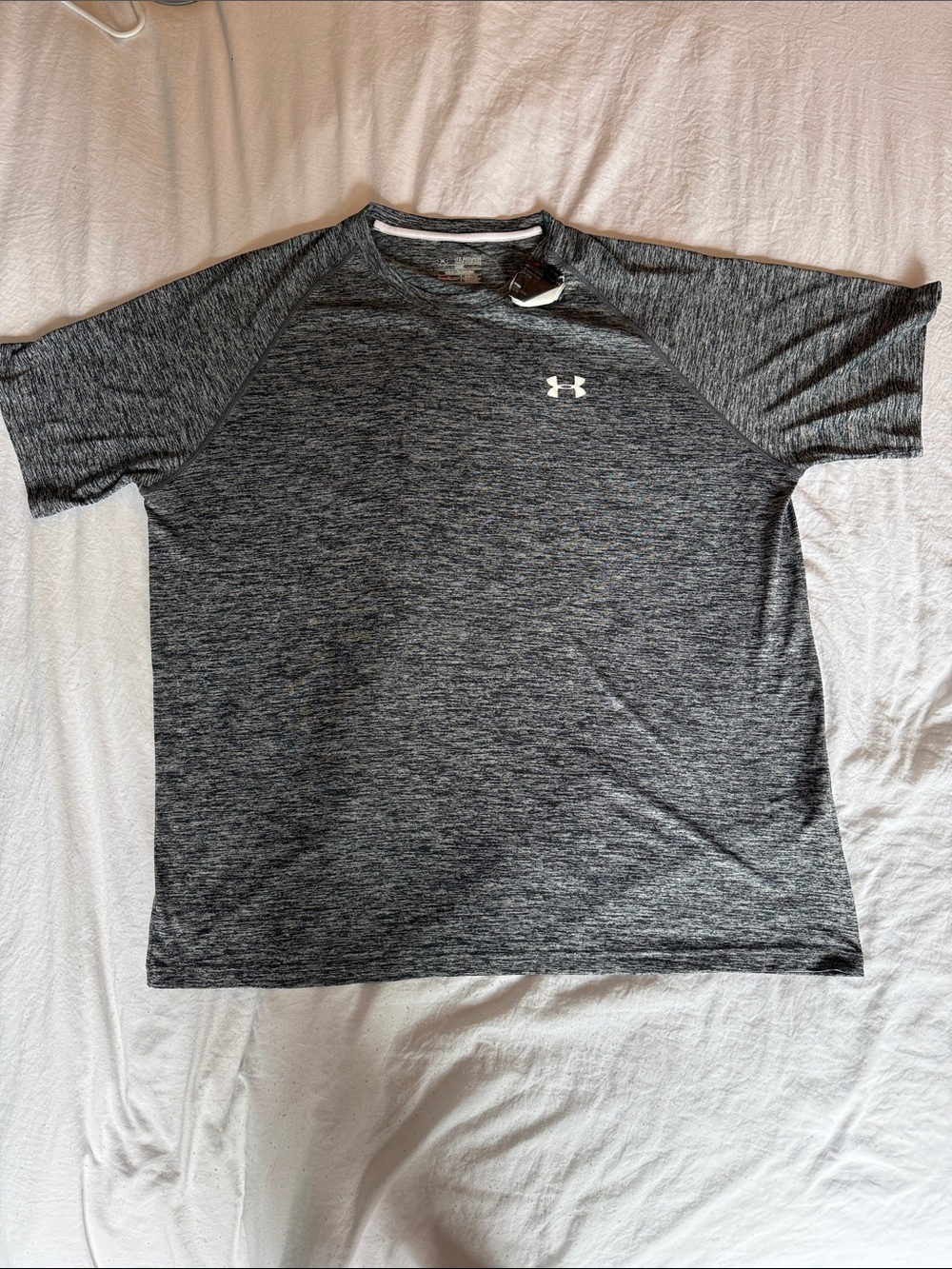 Under Armour Men’s Heather Charcoal Short-Sleeve Performance Tee - Gray/Black